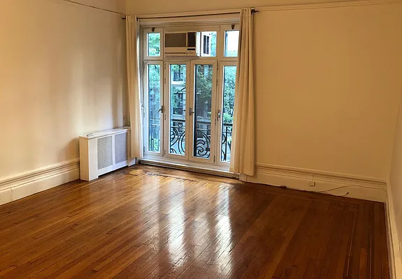 Rented by Gala West Realty LTD | media 16