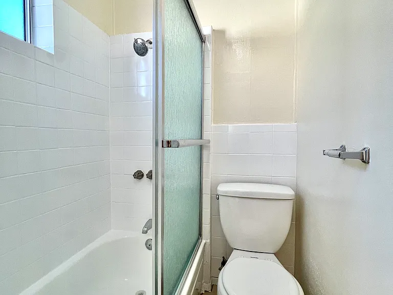 721 Flint Ave — Photo 18