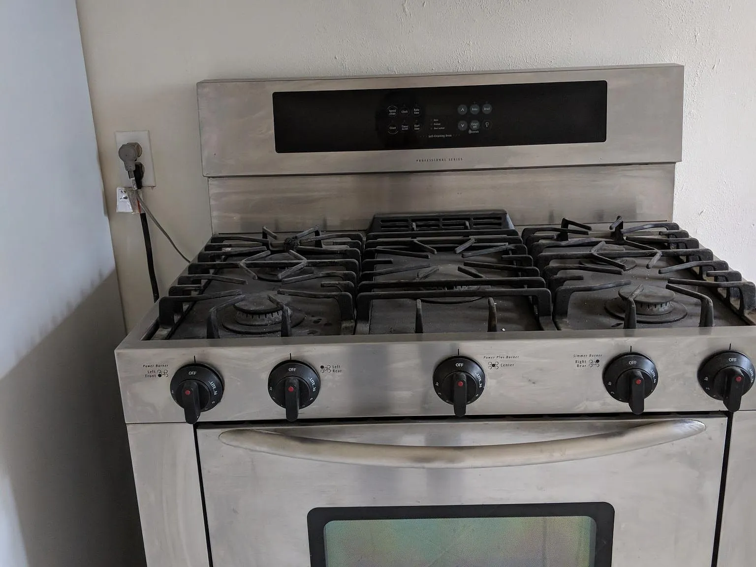1 bed, 900 sqft, $2,600 — Photo 3