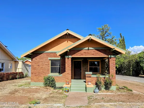300 HOVLAND Street, Bisbee, AZ 85603