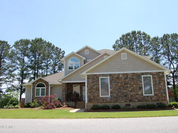 1164 Greenbriar Drive, Vass, NC 28394