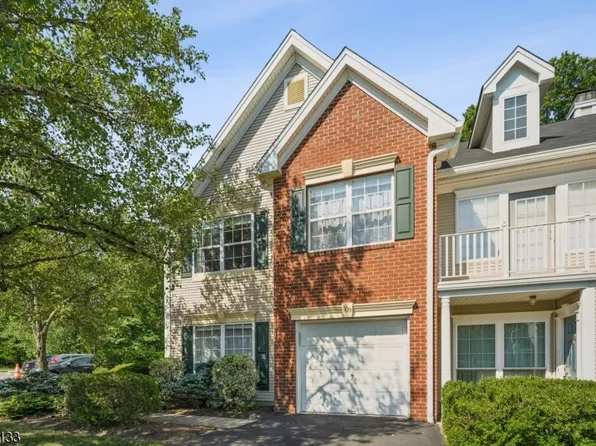 100 Heritage Ct, Montville Twp., NJ 07082