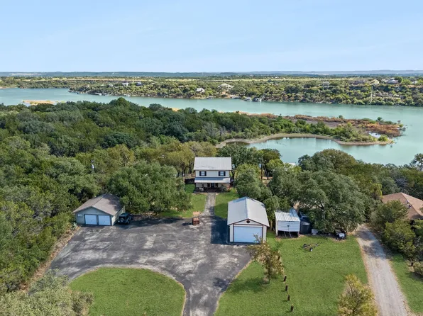 25420 Cove Drive, Spicewood, TX 78669