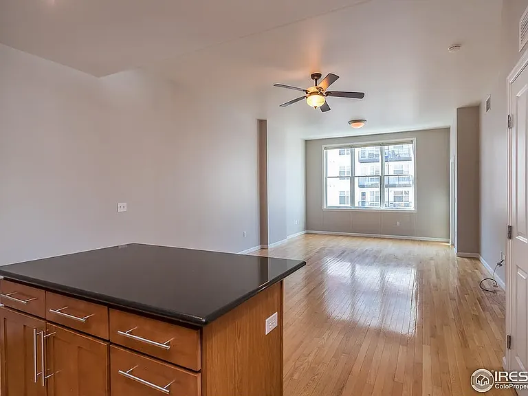 1950 N Logan St #804 — Photo 5