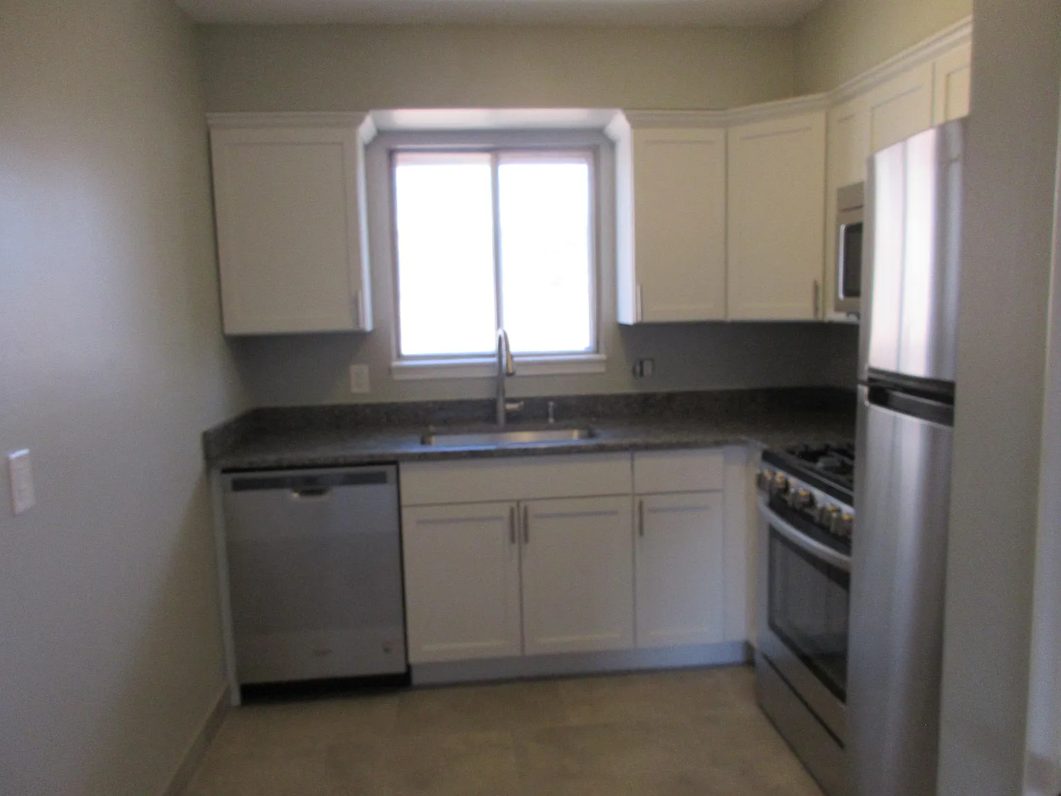 4729 California St — Photo 3