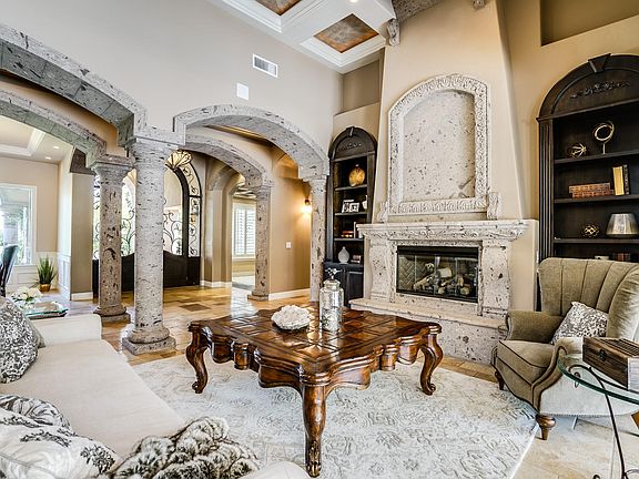 4th image of 6100 E San Marino