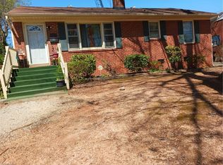 835 Willow Pl, High Point, NC 27260