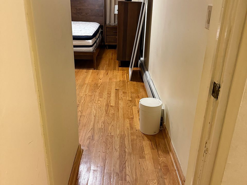 1st image of 15015 26th Ave #1