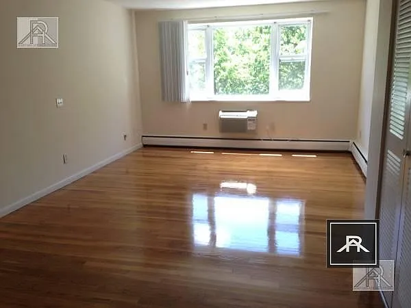 112 Babcock St #38 — Photo 11