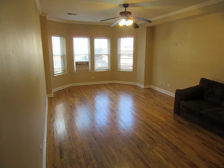 2251 W Rosemont Ave #1 — Photo 3
