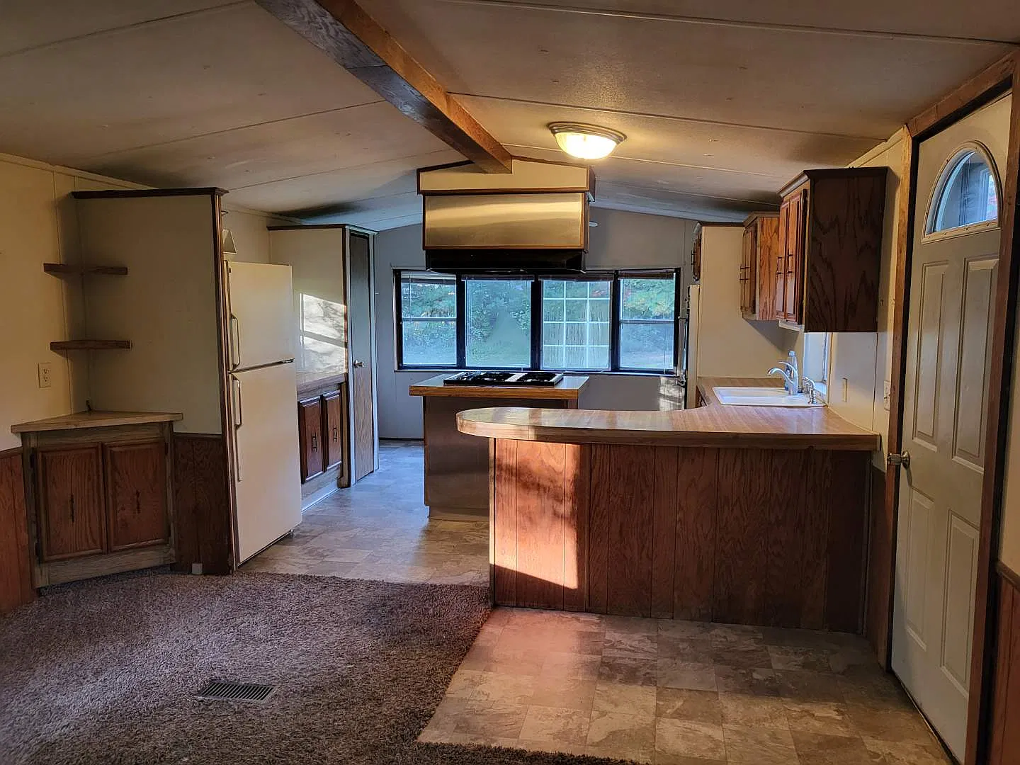3 bed, 980 sqft, $1,000 — Photo 2