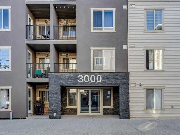 403 N Mackenzie Way SW #3108, Airdrie, AB T4B 3V7