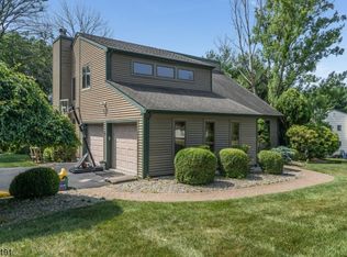 31 Gridley Cir, Milford, NJ 08848
