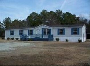 156 Wilson Ave, Richlands, NC 28574