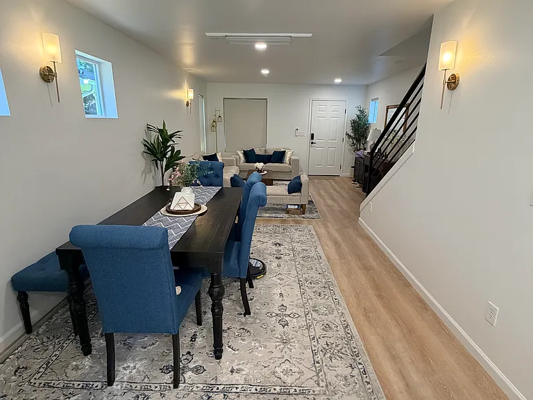 11031 Elliston Way NE — Photo 1