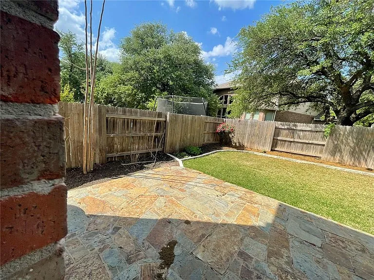704 S Frontier Ln — Photo 31