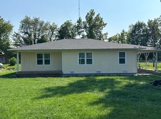 230 E Highway B, Raymondville, MO 65555
