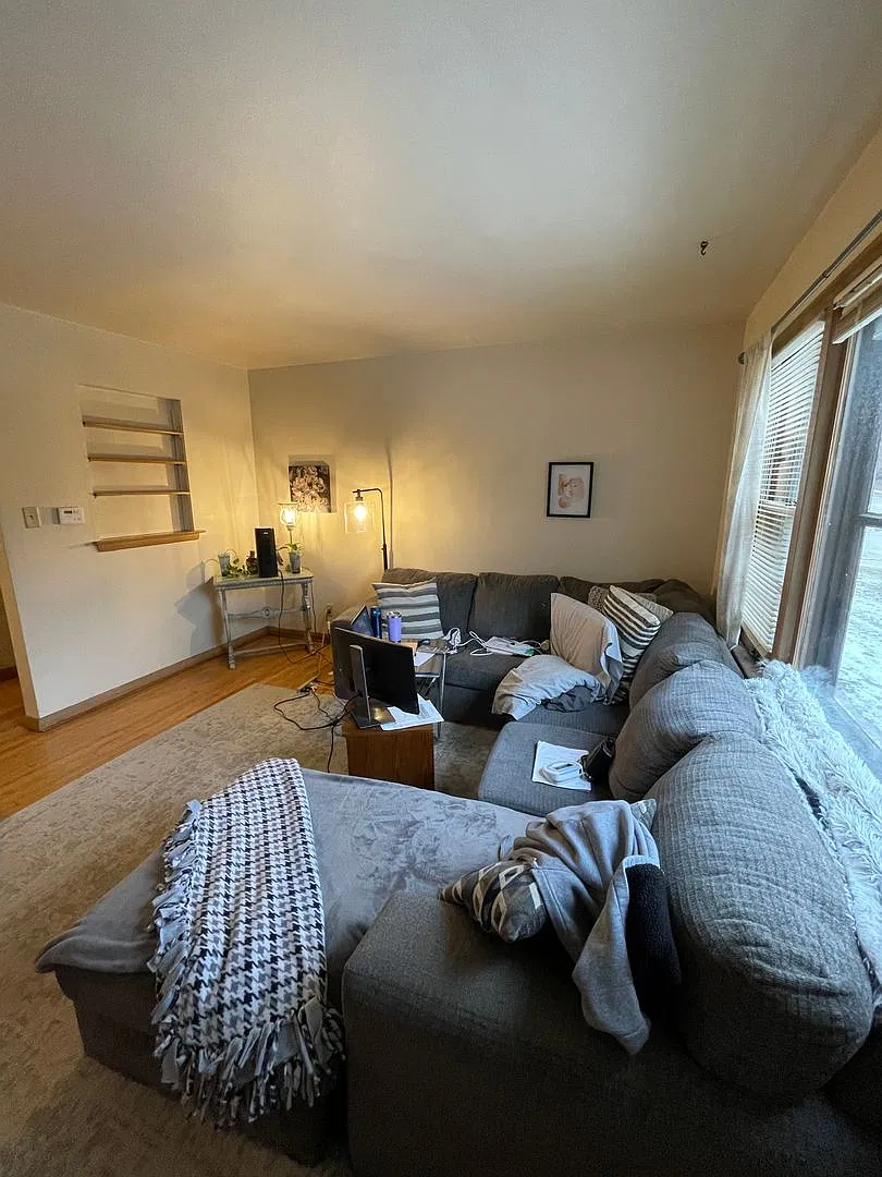 6225 Milwaukee Ave. — Photo 1