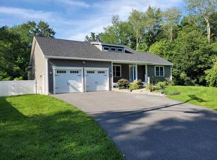 20 New Boston Rd, Kingston, NH 03848