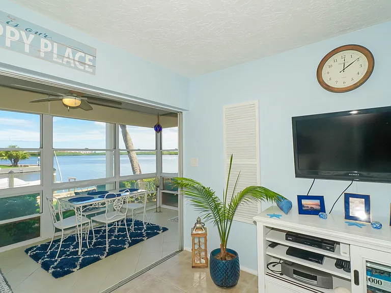 4320 Falmouth Dr #105 — Photo 6