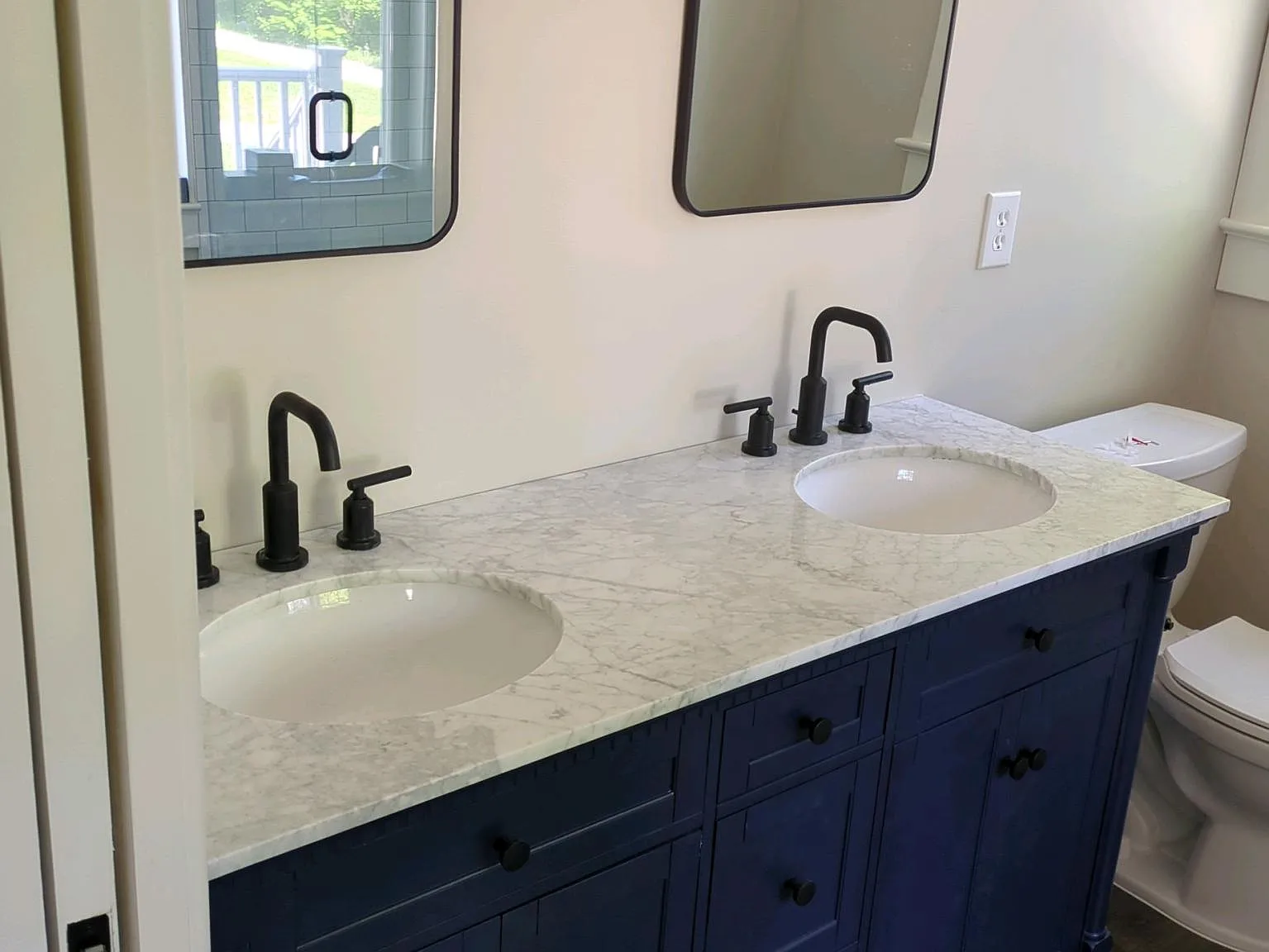1 bed, 1824 sqft, $1,885 — Photo 2