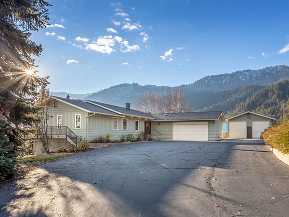 10883_Titus_Rd_SMALL-2