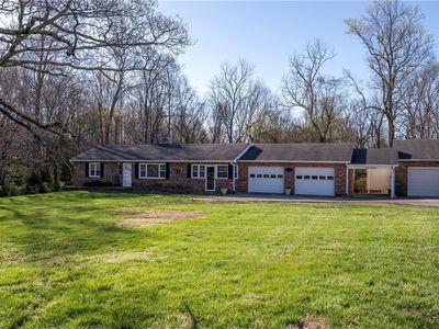 5974 Beckner St, Winston Salem, NC, 27103