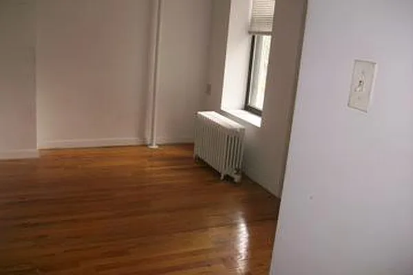 Rented by Keller Williams NYC | media 15