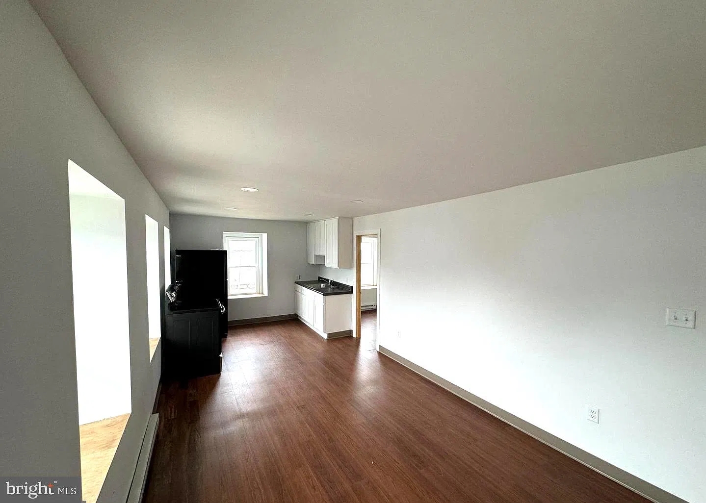 2 bed, 1.0 bath, 1440 sqft, $1,500 — Photo 4