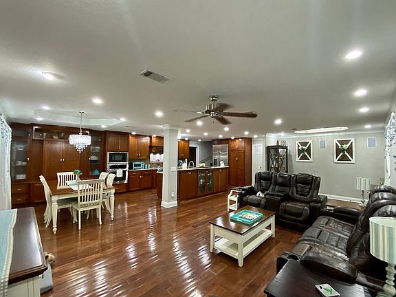 Living/Kitchen/Dining