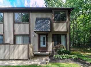 35382 S Turtle Trl APT C, Willoughby, OH 44094