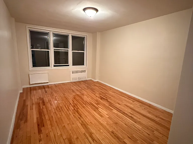 41 Hamilton Ave #7F — Photo 6