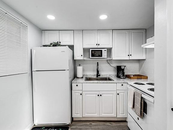 5th image of 3700 NW 58th Ave #9