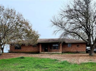 315 Partnership Rd, Seguin, TX 78155