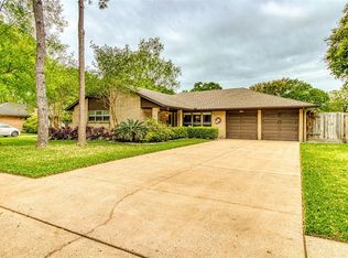 8730 Braewick Dr, Houston, TX 77074