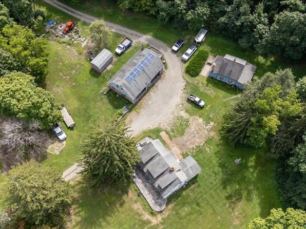 153-155 Schoolhouse Lane, Hopewell Junction, NY 12533