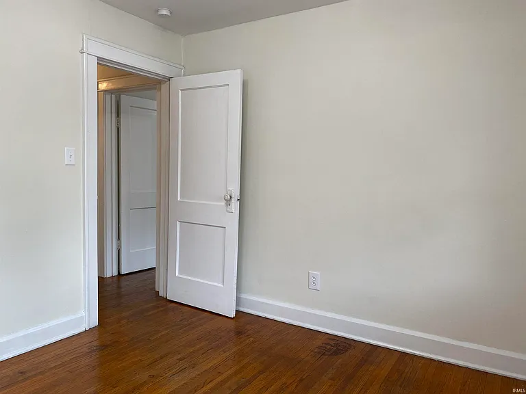 1407 S Washington St #B — Photo 15