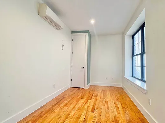 Rented by Doorway NYC, LLC | media 13