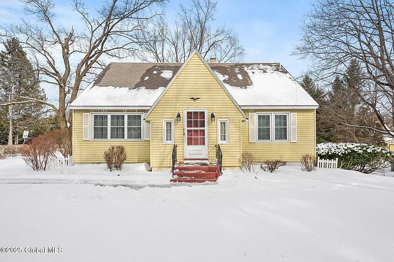 2nd image of 171 Menand Road
