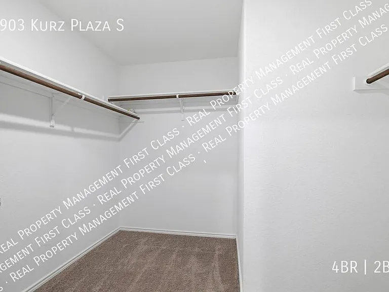 3903 Kurz Plz — Photo 18