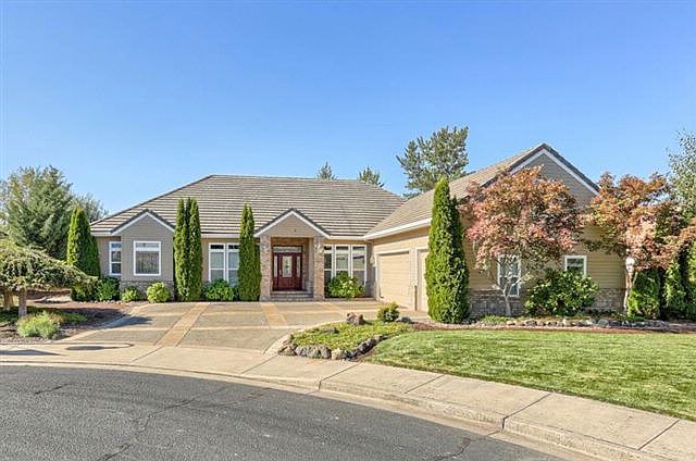 1st image of 246 Pine Lake Dr
