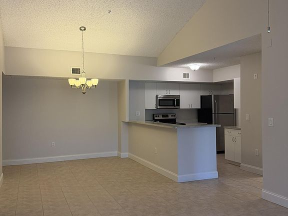 2nd image of 3844 Lyons Rd APT 307-4