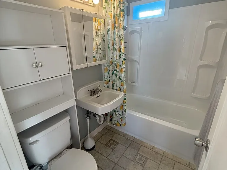 1217 McCarty Ave — Photo 17