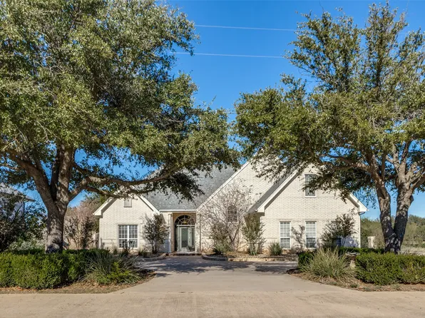 165 N Glen Abbey Cir, Graford, TX 76449