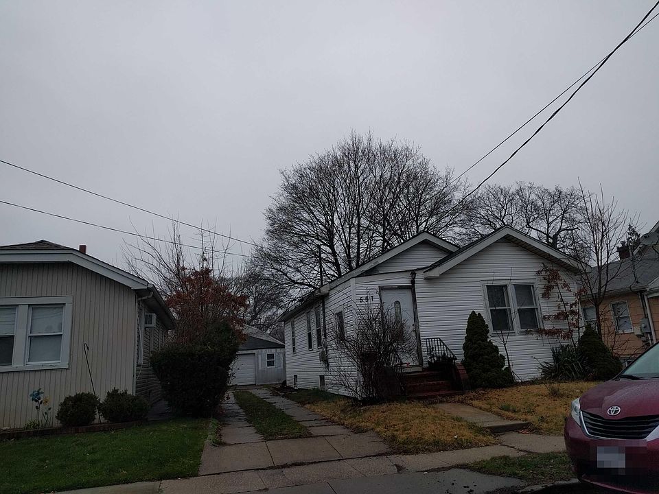 1st image of 557 Lincoln Ave