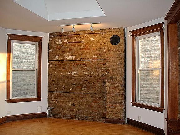 4th image of 2435 N California Ave APT 2