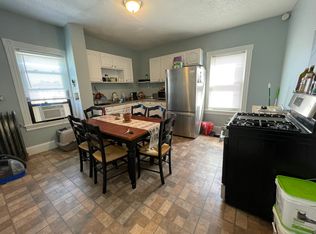 117 Hanover St #2, Providence, RI 02907