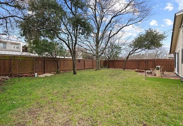 12719 Covington Trl — Photo 37