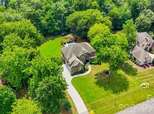 314 Stone Cliff Ln, Lake Wylie, SC 29710