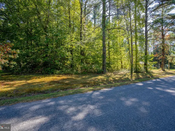 0 Long Point Rd, Hague, VA 22469